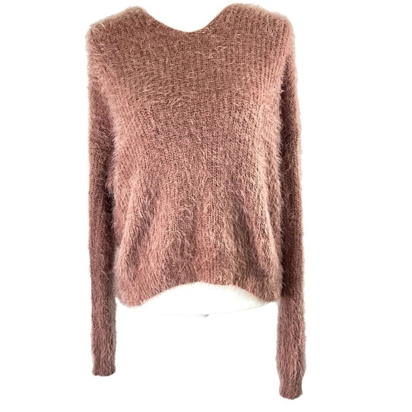 Love Tree Womens Sweater Pink Oversized
Soft Cross Knot Back Eyelash V-Neck - Picture 3 of 14